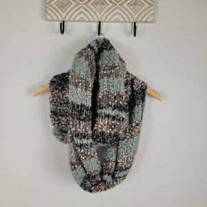 Urban Outfitters escada boho chunky knit infinity scarf